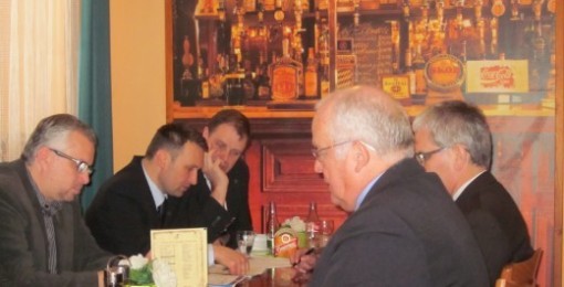 %nazev%