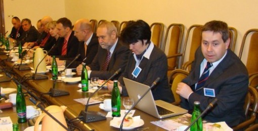 %nazev%