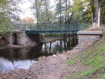 Zrekonstruovaný hraniční most Bartošovice - Niemojów